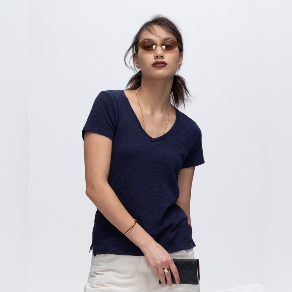 ATM SLUB JERSEY SCHOOLBOY V-NECK TEE / Navy / Size M